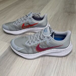 Nike Men's Zoom Windflow Athletic Shoes in Gray and Red